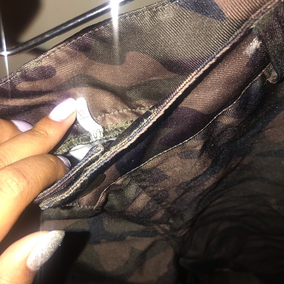 *sold on m e r c a r i* - Picture 3 of 5